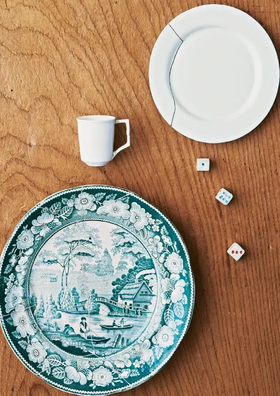 A beginner's guide to Kintsugi the japanese art of repairing pottery and glass