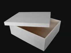 Caja con tapadera de madera