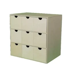 Caja cuadrada con nueve cajones