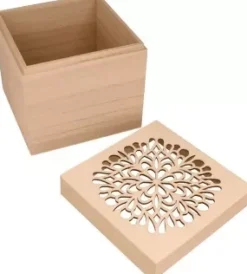 Caja Cuadrada de Madera con Filigrana Artemio
