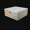Caja cuadrada de madera mediana