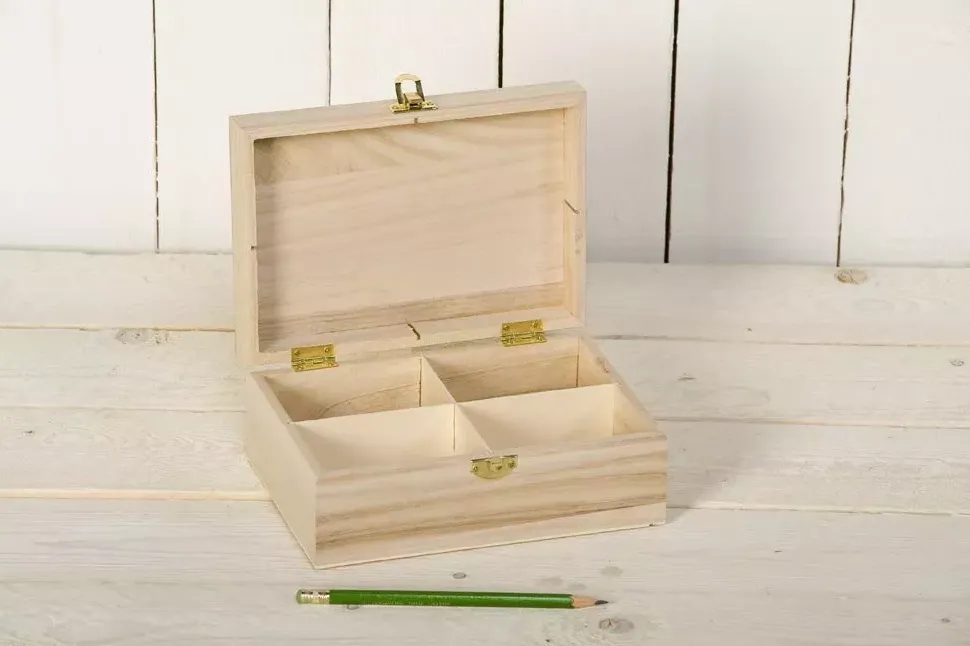 Caja de 4 compartimentos de madera