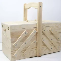 Caja de costura de madera
