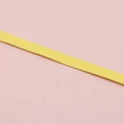 Cinta de Ecopiel Amarillo Pastel Craftelier 1cm