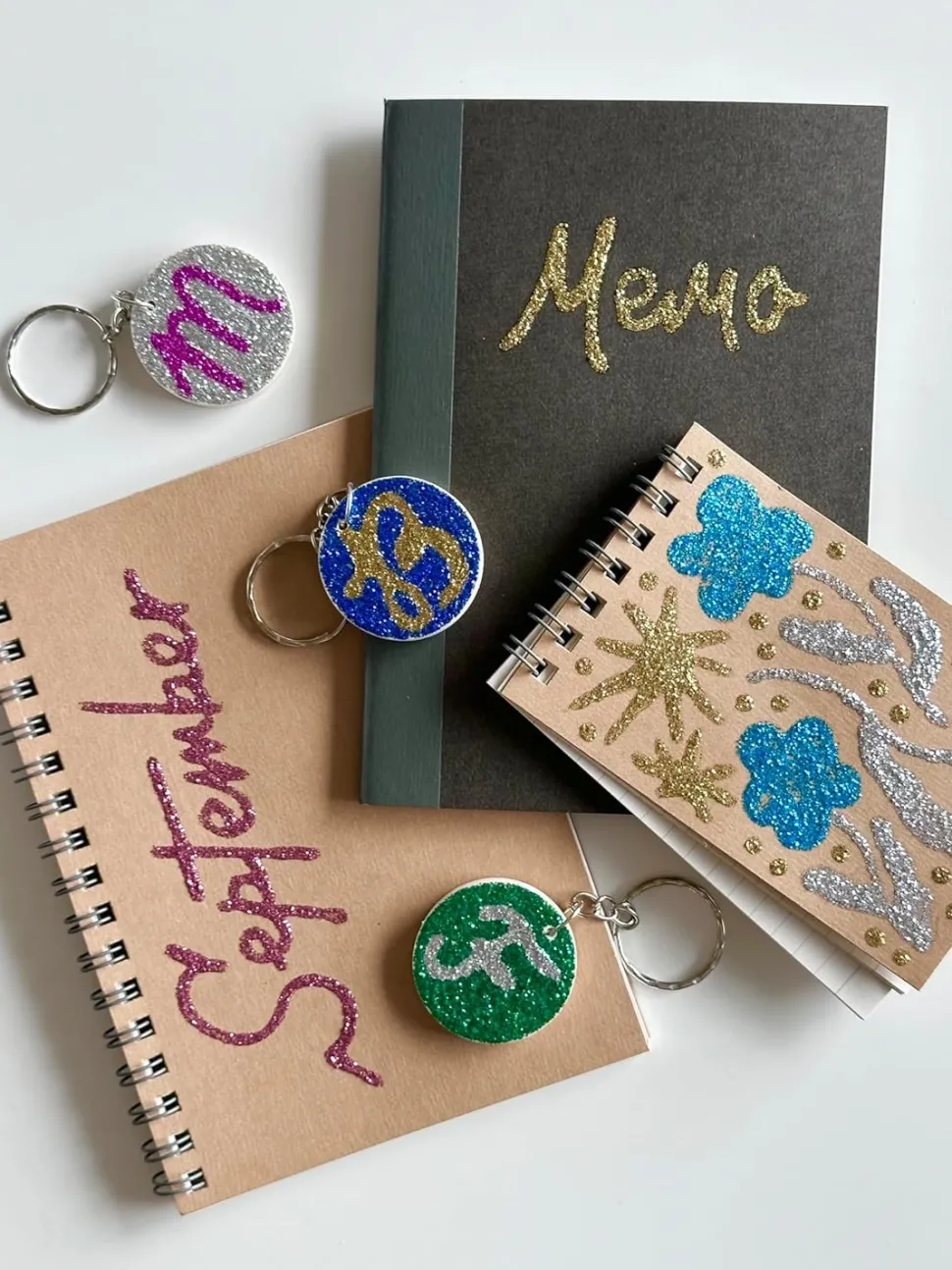 Cola Purpurina líquida Artemio 20ml