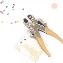 Crop-A-Dile GOLD, con estuche y 100 ojales