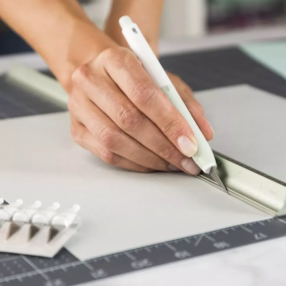 Cutter de Precisión Mint + 5 Recambios Cricut