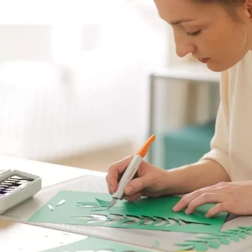 Cutter Premium Precision ArtKnife Fiskars 20cm Nº11