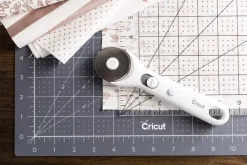 Kit Cutter Rotatorio 45mm + Base de Corte + Regla Cricut