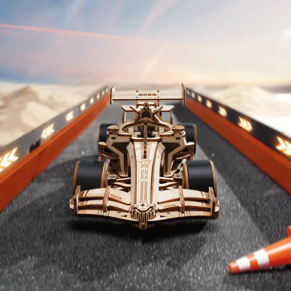 Maqueta Coche de carreras Robotime