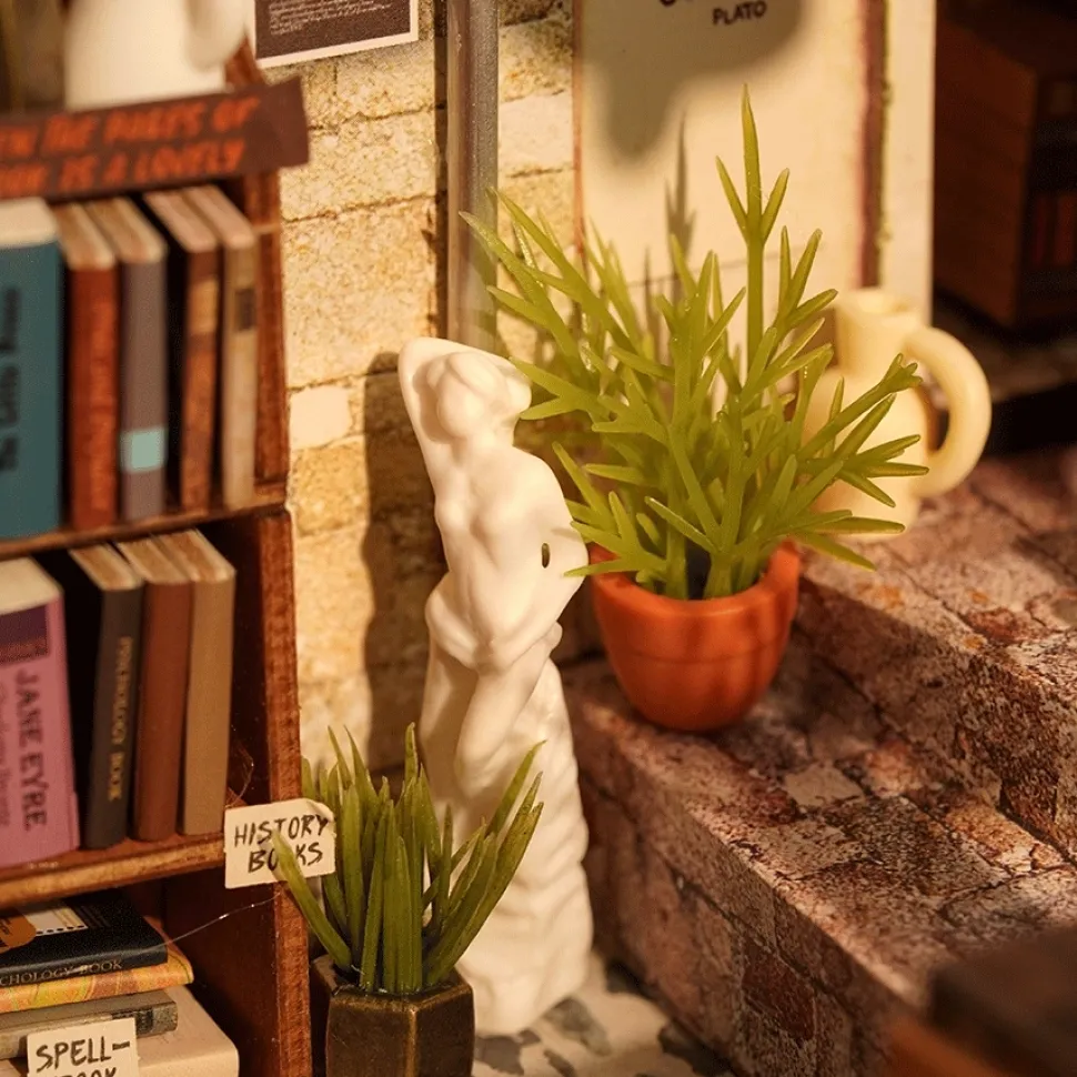 Maqueta Corner Bookstore Robotime