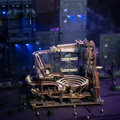 Maqueta de ciudad de noche Robotime