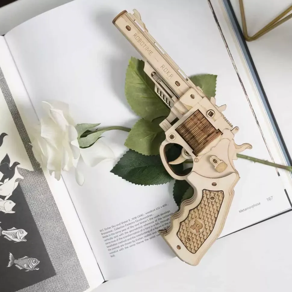 Maqueta de revólver Corsac M60 Robotime