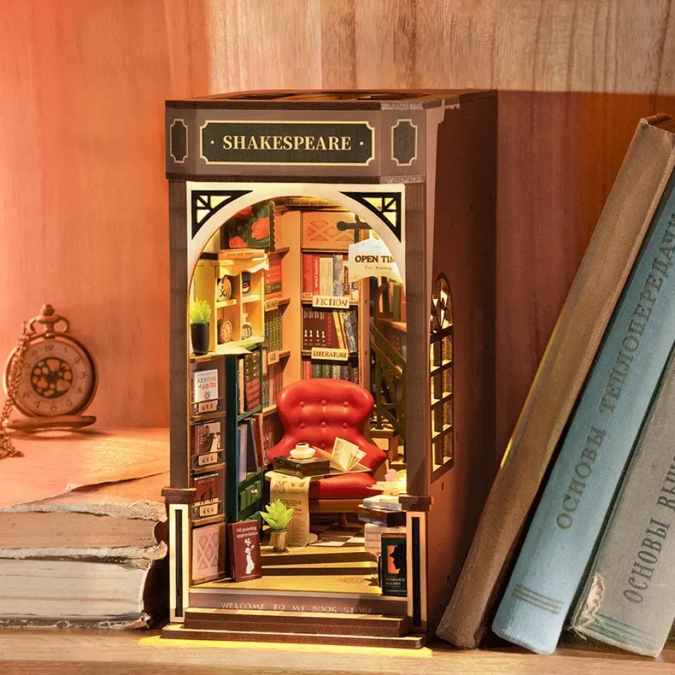 Maqueta de Tienda de libros Robotime