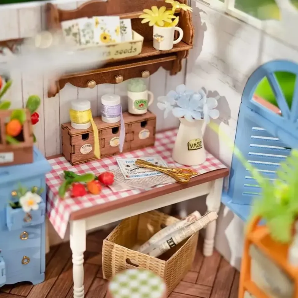 Maqueta Dreamy Garden House Robotime