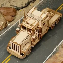 Maqueta Heavy Truck Robotime