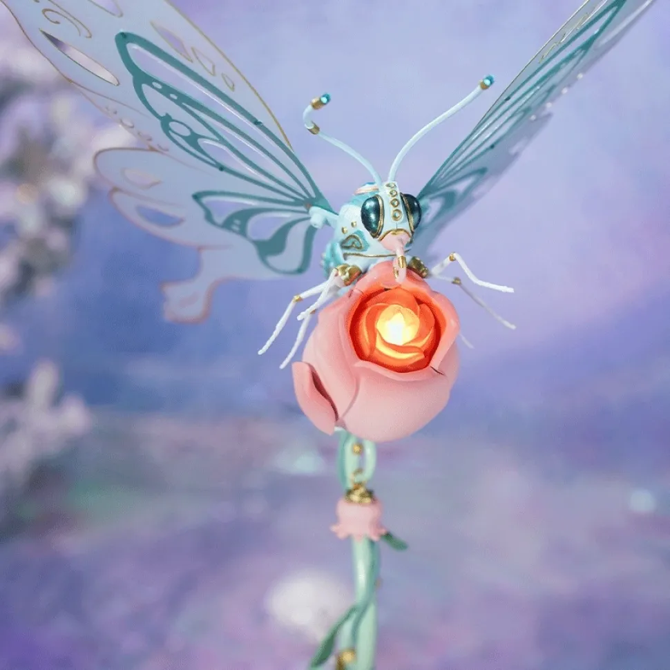 Maqueta Mariposa rosa Robotime