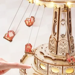 Maqueta musical Swing ride de madera Classical 3D Robotime