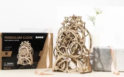 Maqueta reloj de péndulo de madera Classical 3D Robotime