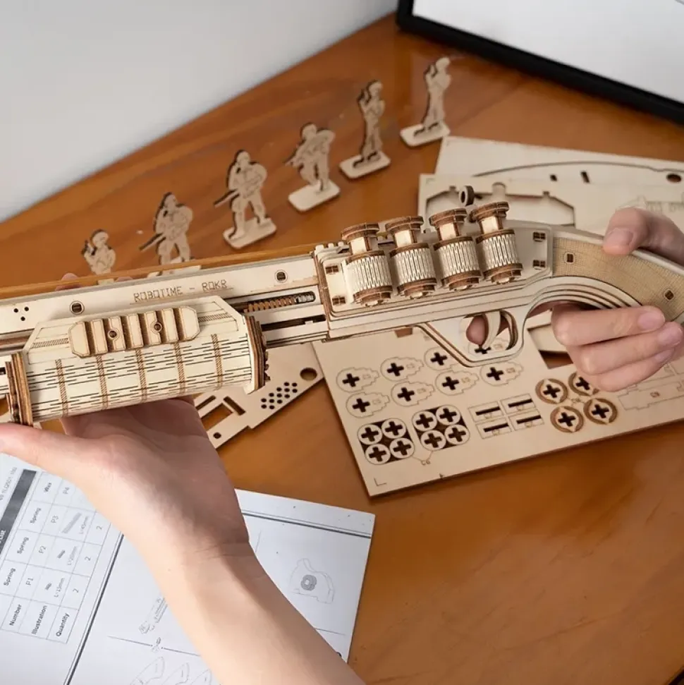 Maqueta Terminator M870 Robotime