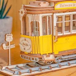 Maqueta tranvía de madera Classical 3D Robotime