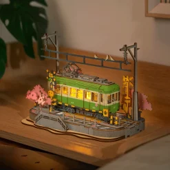 Maqueta Tranvía en sakura Robotime