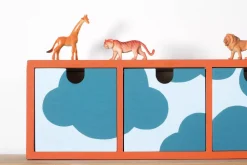 Mueble de cuatro cajones