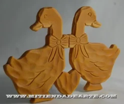 Pareja de ocas en resina