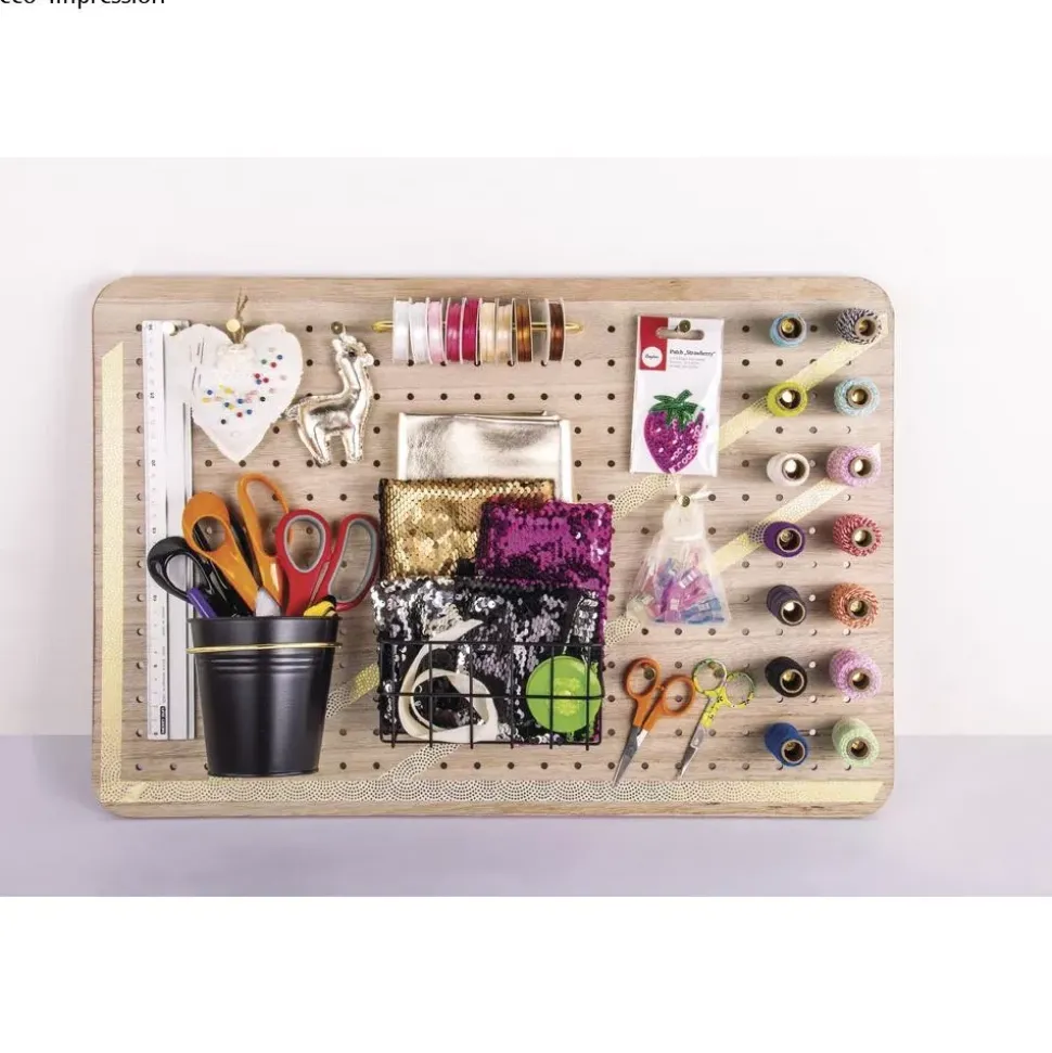 Pegboard rectangular de madera Pin and Peg