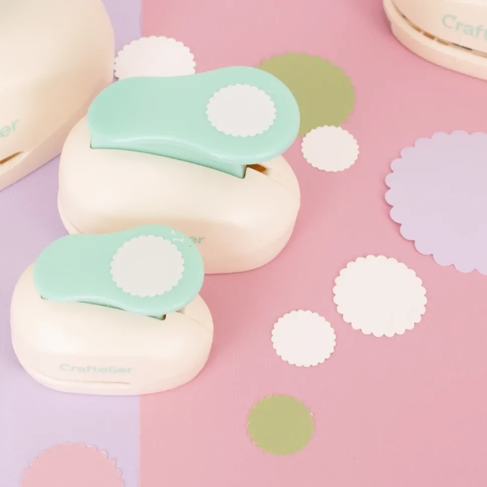 Perforadora Círculo Festoneado 1.5" (3,81 cm) Craftelier