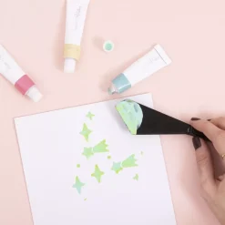 Plantilla de Stencil Estrellas All You Need is Christmas Craftelier 15x15cm