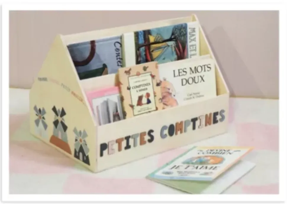 Portalibros de Madera Artemio