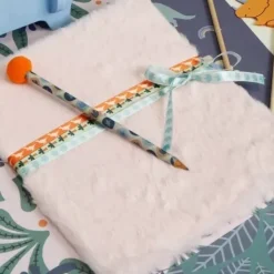 Rollo De Tela De Pelo Rosa Artemio 30x100cm