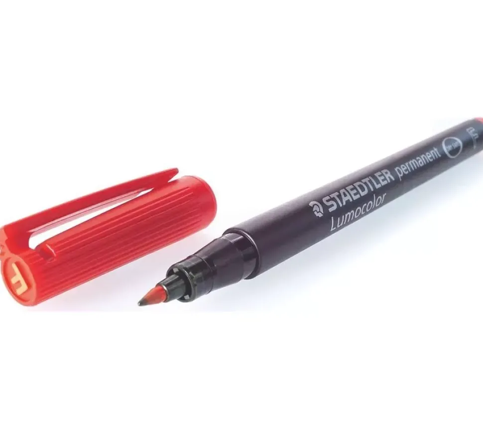 Rotulador permanente rojo F Lumocolor Staedtler