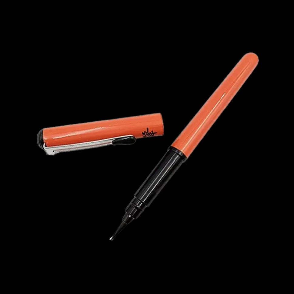 Rotulador punta pincel negro y 4 recambios Pocket Naranja Pentel