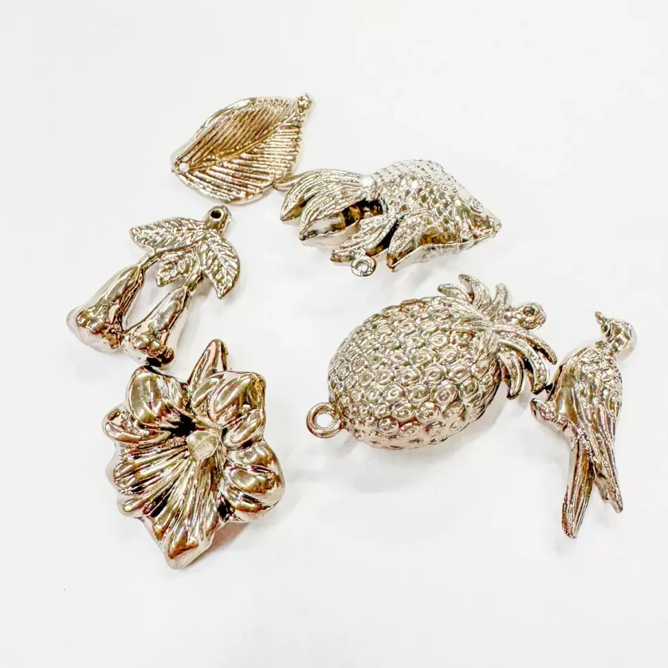 Set de 6 cuentas de formas plata