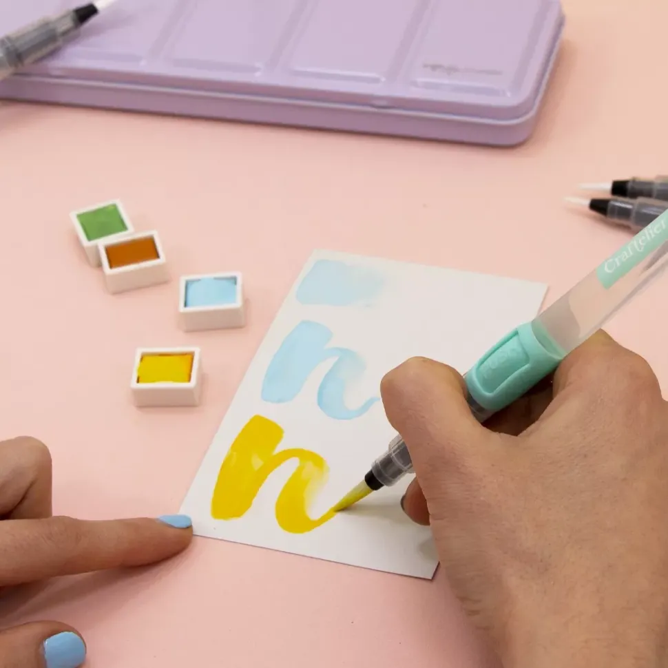 Set de Pinceles con Depósito de Agua Craftelier