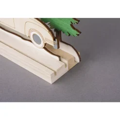 Soporte de madera con ranuras