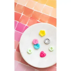 SUPER OFERTA **40%** Botones She s Magic Dear Lizzy