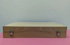 SUPER OFERTA **40%** Caja de madera rectangular 10x57x37cm
