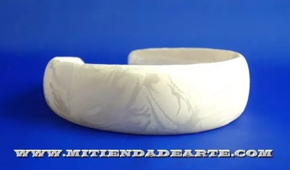 SUPER OFERTA **30%** Diadema de seda de flores