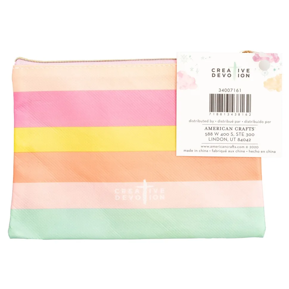 SUPER OFERTA **40%** Estuche con cremallera Draw Near American Crafts