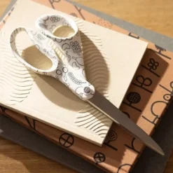 Tijeras Universales X Iittala Frutta Blanco y Negro Fiskars 21cm