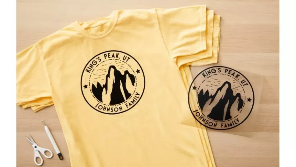 Vinilo Smart Iron On Termotransferible Rojo Cricut Maker 3/Explore 3 33x90cm